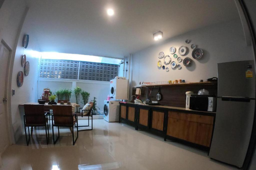 Baannaisoihome Chiang Mai Exterior photo